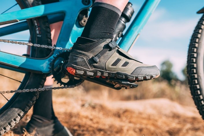 Cycling shoes you hot sale can run in